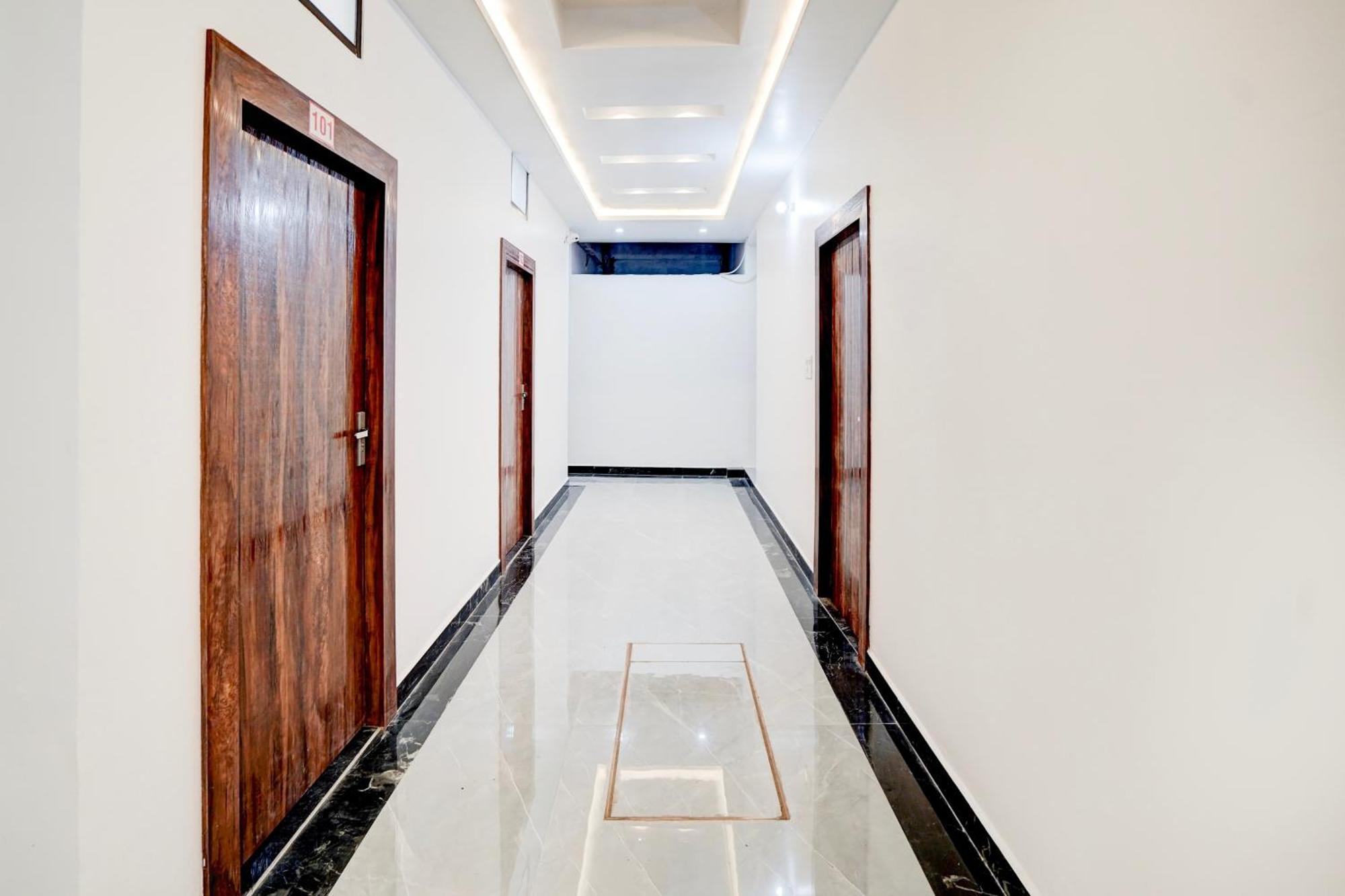 Hotel O Samrat Inn Αλλαχαμπάντ Εξωτερικό φωτογραφία